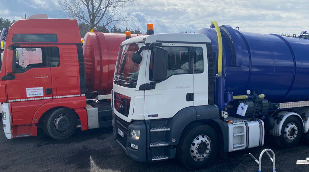 Асенізаційні автомобілі